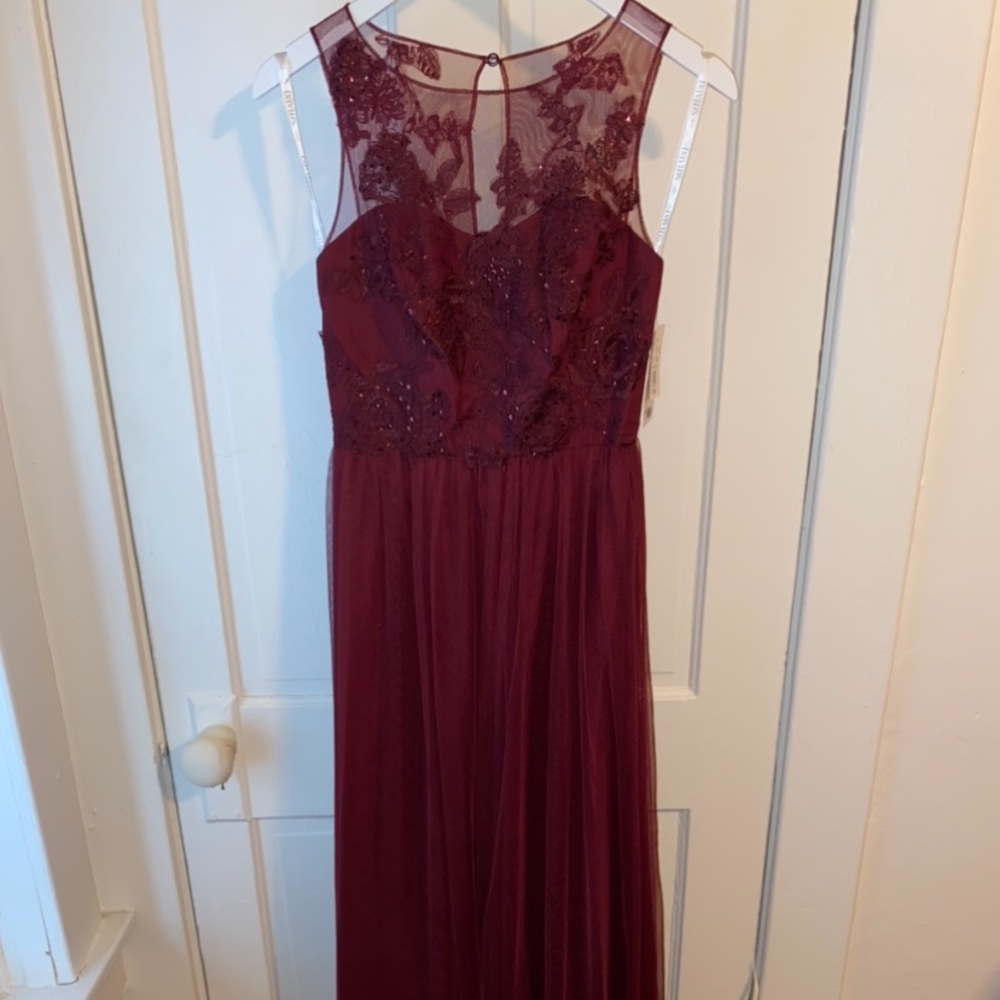 NWT David’s Bridal Sleeveless Bridesmaid Dress